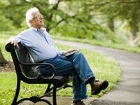معوقات بازنشستگان چه شد؟/ تورم زودتر از واریزی دولت به حساب می‌رسد