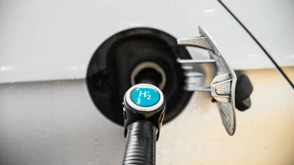 ماشین بنزینی یا دوگانه‌سوز؟ / با بنزین ۱۰ هزار تومانی CNG چقدر صرفه دارد؟