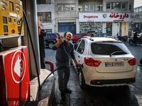 ادعای مدیر پالایشگاه تهران درباره بنزین؛ کیفیت تغییر نکرده و تولید با تمام ظرفیت ادامه دارد/ماجرای صف های طولانی پمپ بنزین چیست؟