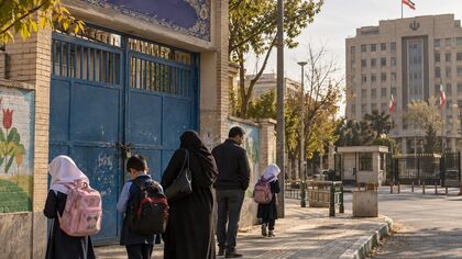 امروز دوشنبه ۶ مهر تعطیل شد؟ / آخرین خبر از تعطیلی مدارس و ادارات تهران و استان‌ها